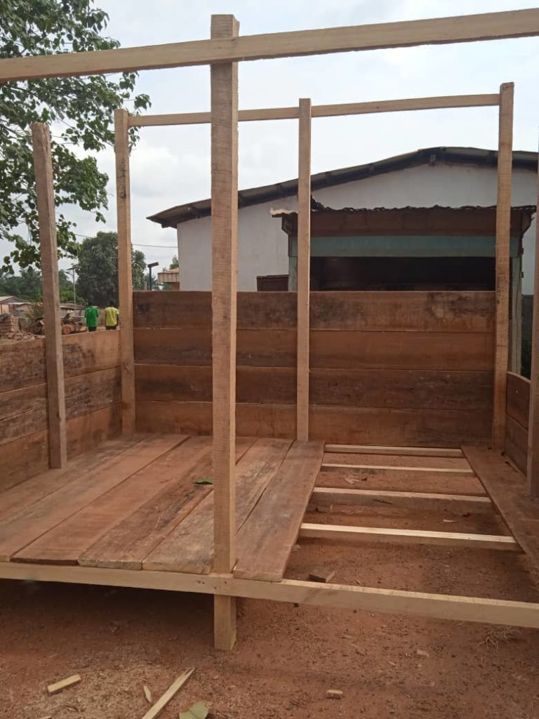 A new project by ICMC and CEMIR will enable the construction and repair/renovation of houses for 30 families returning to southern Central African Republic