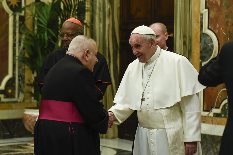 Msgr. Vitillo and Pope Francis at ICMC's 2018 Council Meeting, Rome © ICMC