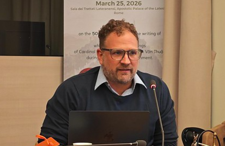 The newly launched CR4E initiative is coordinated by ICMC. Photo: Joseph Kelly, ICMC's General Coordinator for the Catholic Response for Emergencies Alliance (CR4E), speaks at the CR4E launch in Rome, on 12 May