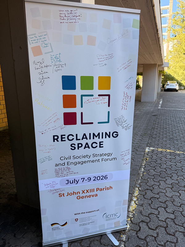 The Forum provided a dedicated civil society-led space to develop strategies for future global civil society advocacy on migration, outside of formal migration gatherings and international processes. Photo: Reclaiming Space banner with messages from Forum participants © H.Poveda/ICMC